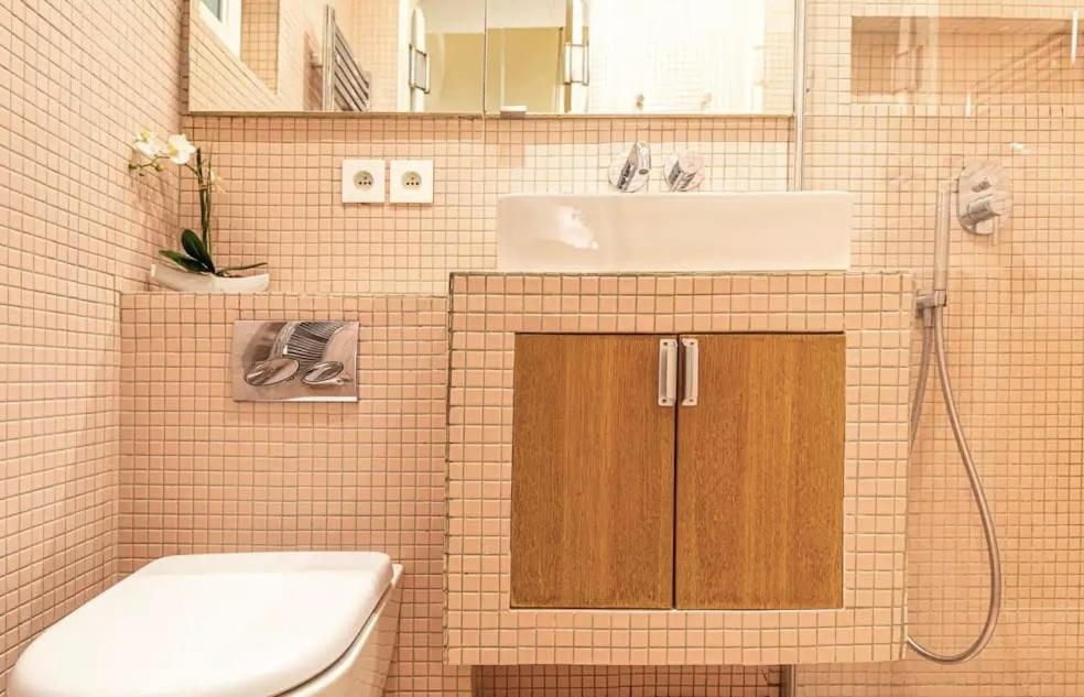 Appartement Guestready - Modern 1min Charonne Metro Parijs